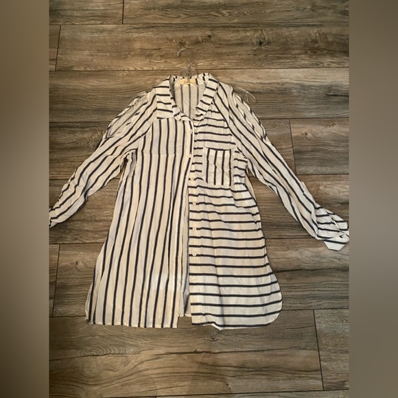 Love Notes striped open shoulder top - Picture 1 of 3